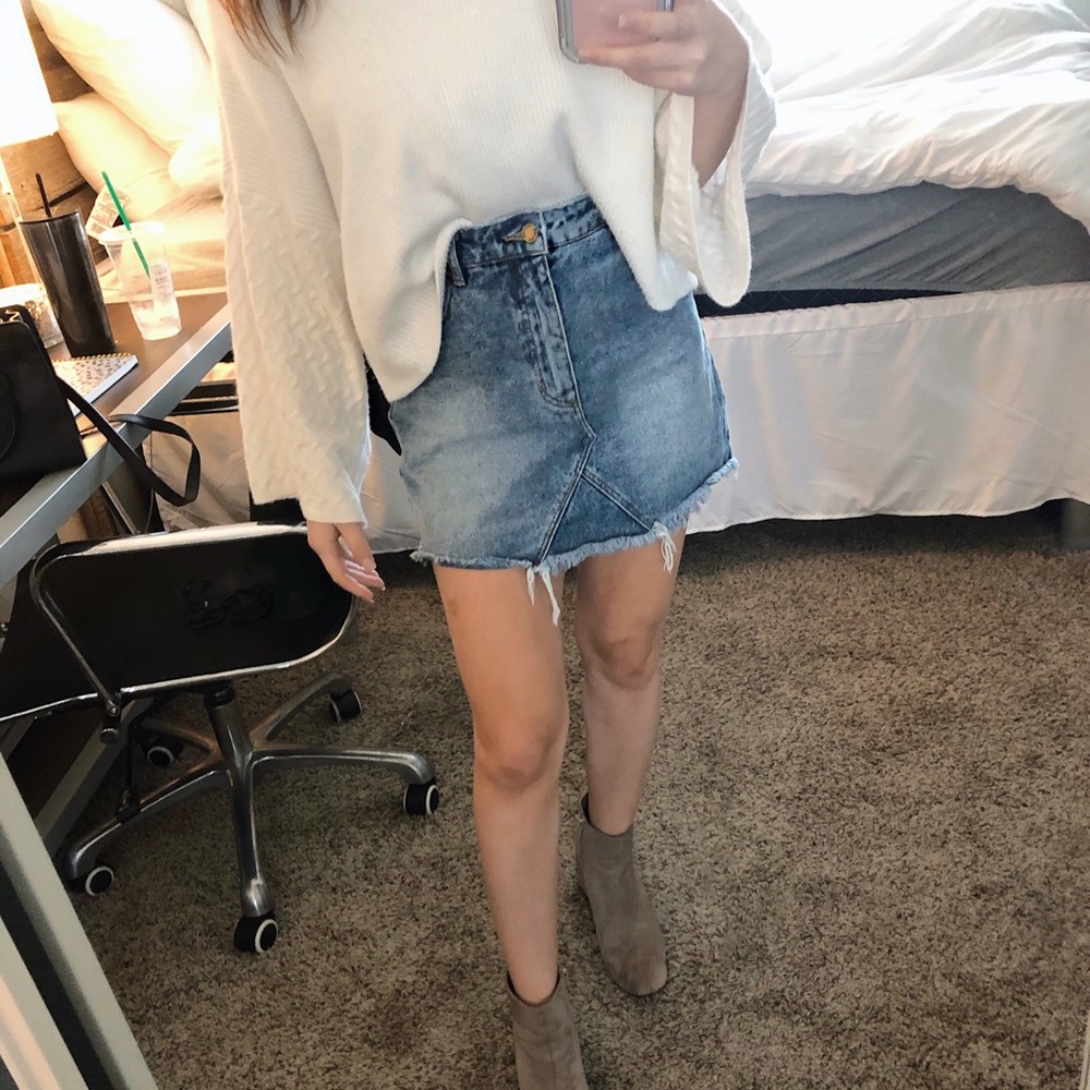 Denim skirt